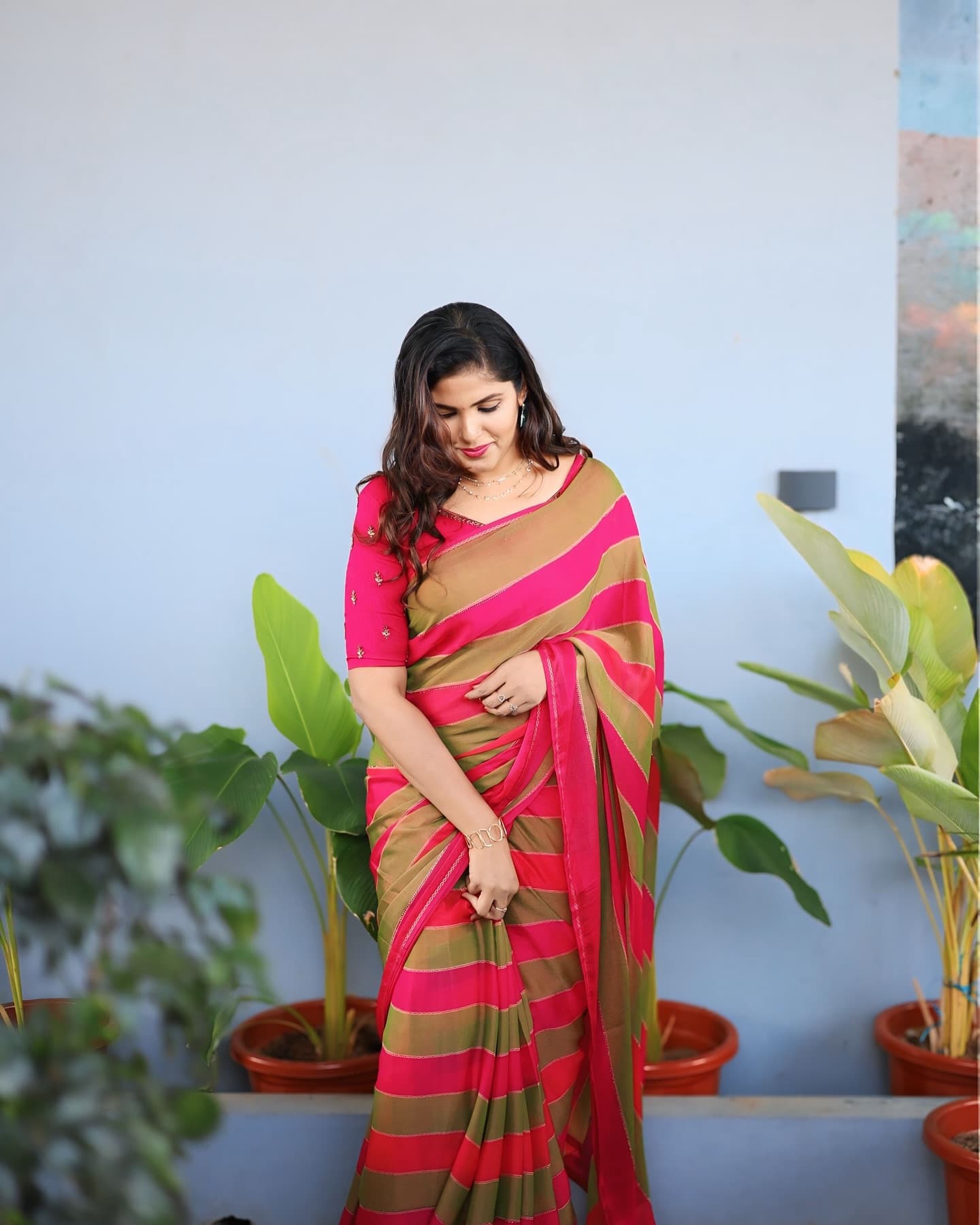 Rose Stripe Poise