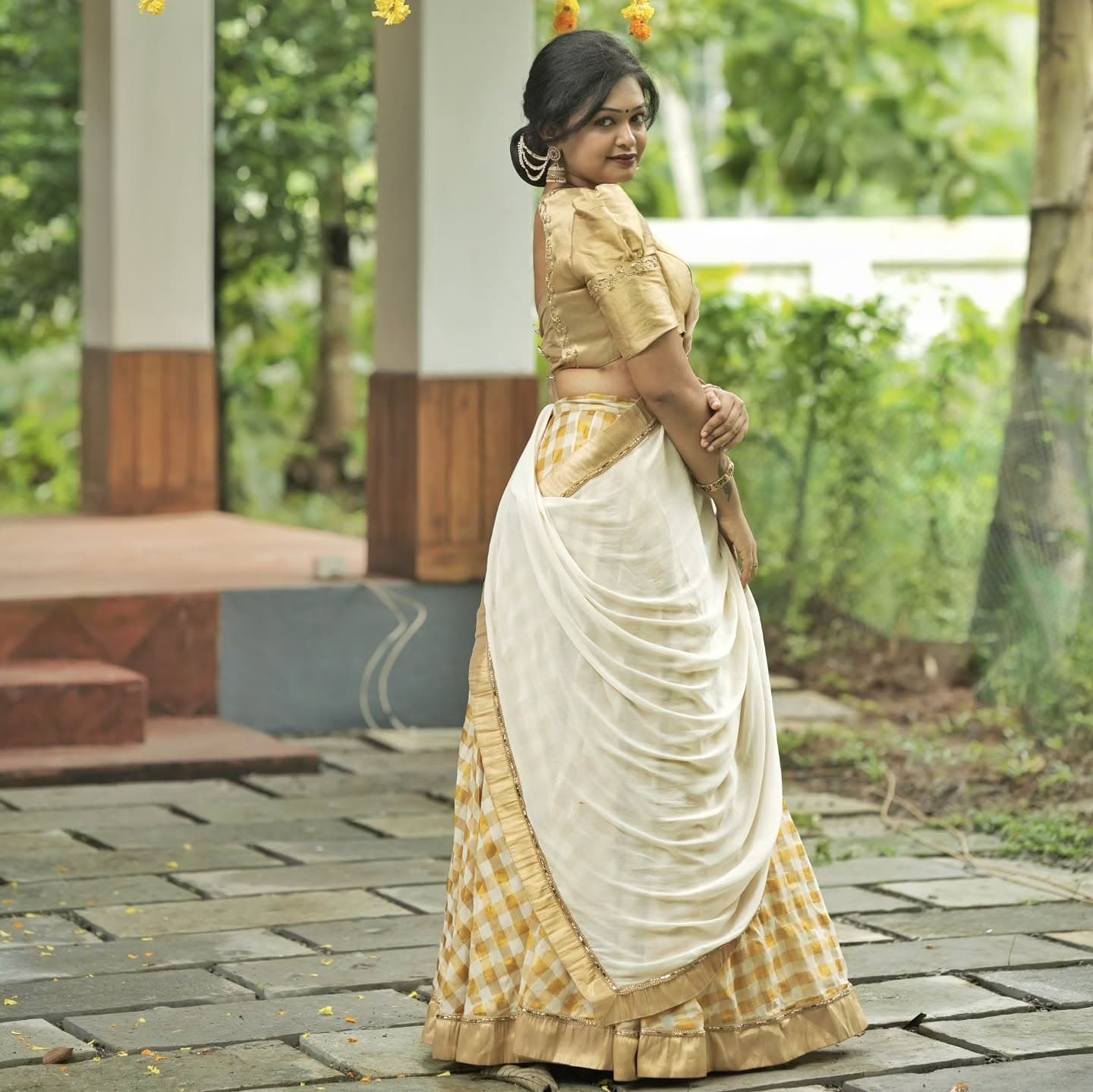 Ivory Drape Turn