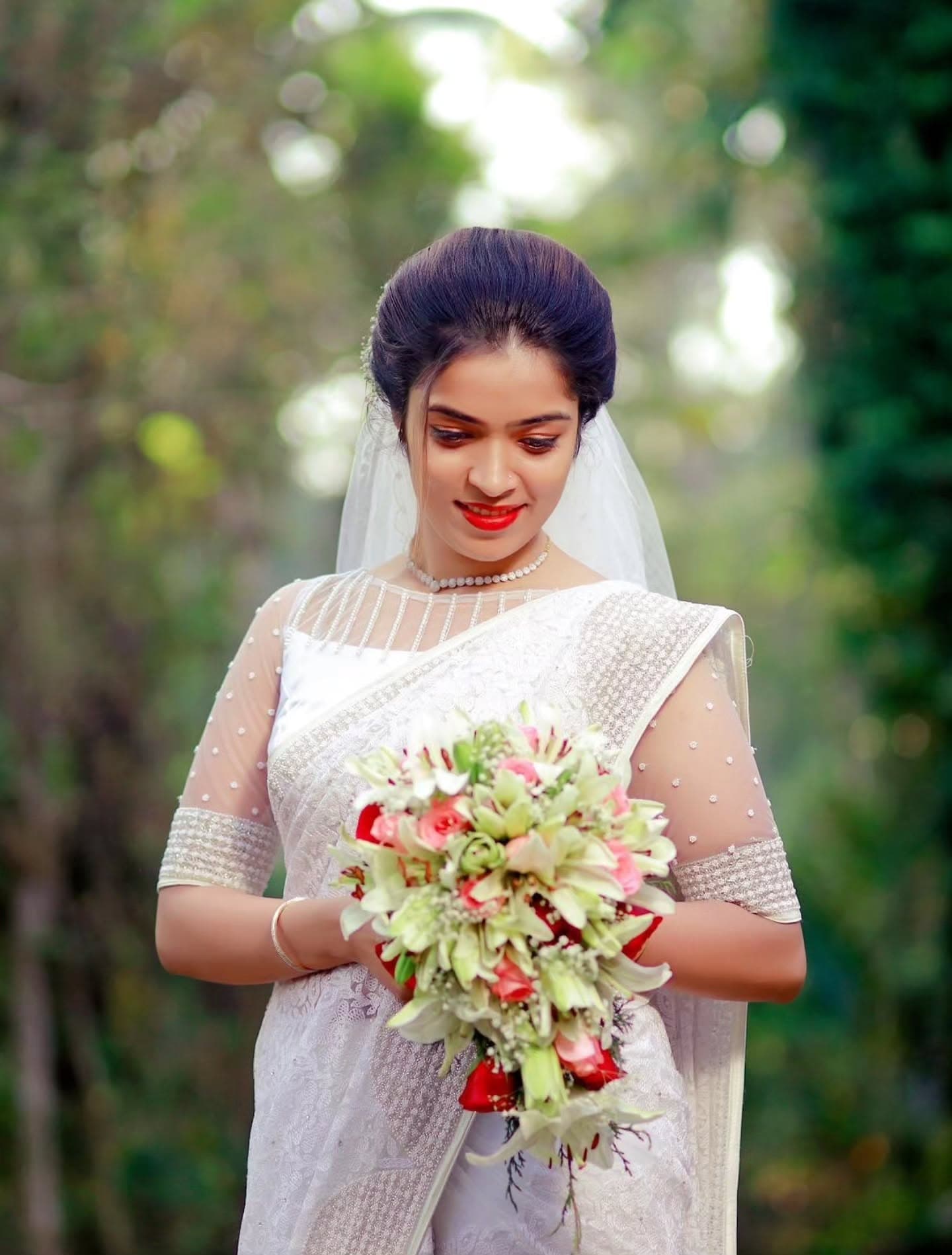 White Veil Bouquet