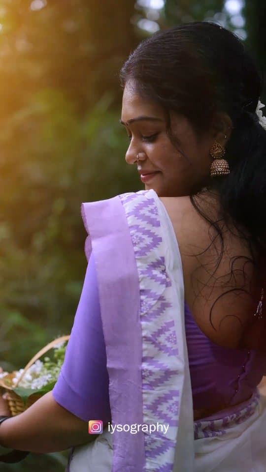 Lavender Drape Glance